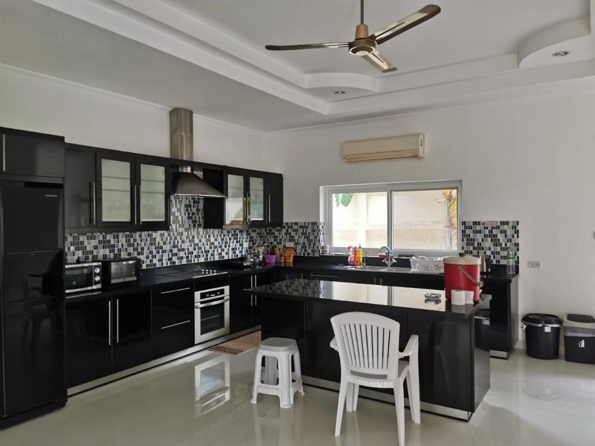 Px Pool Villa Pattaya Nong Prue Exterior photo